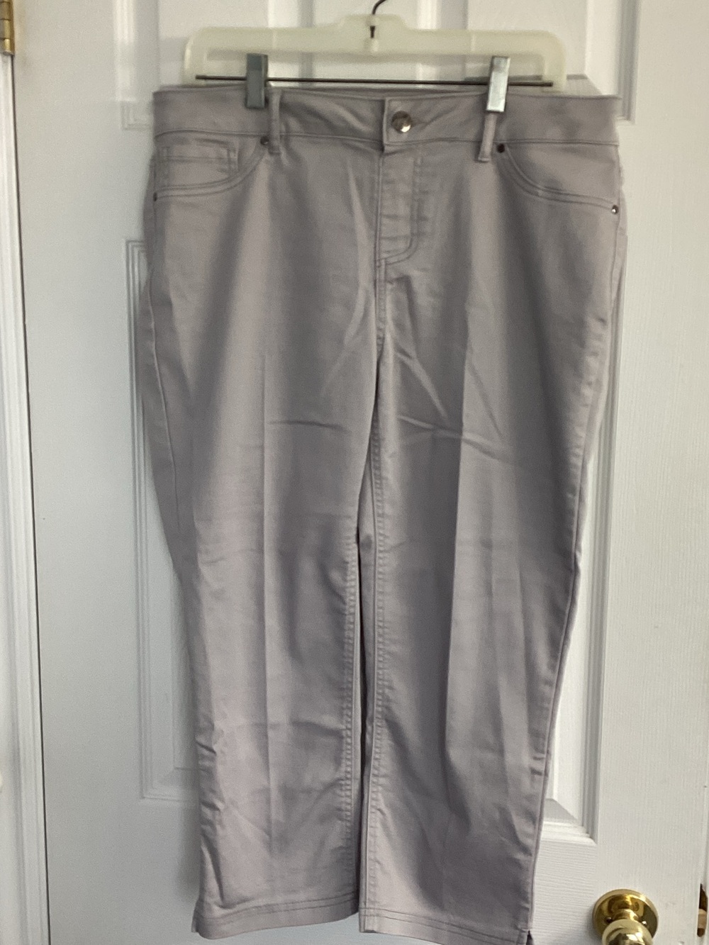 up! Crop Women's Ankle Cropped Pants in Gray